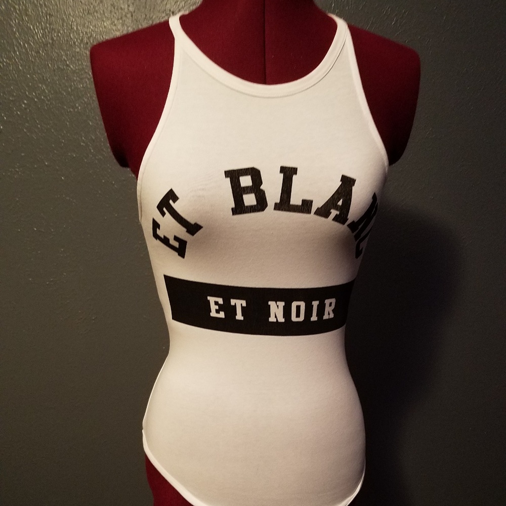 NWOT Et Blanc Et Nior halter bodysuit